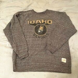 Retro Idaho Vandals pullover